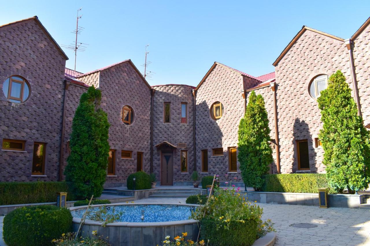 Kasagh Ureni Hotel מראה חיצוני תמונה